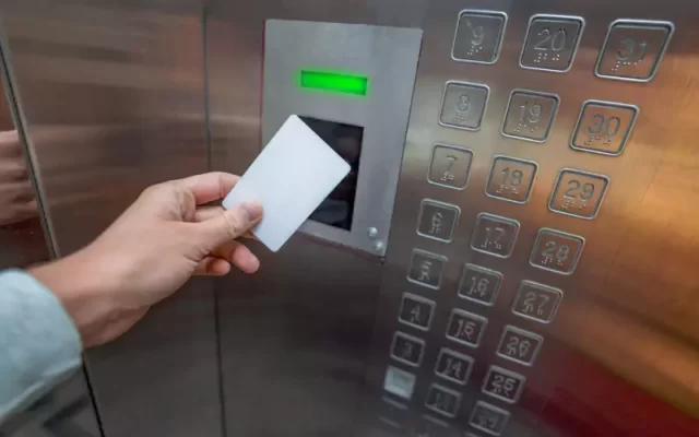 اکسس کنترل آسانسور کارتی